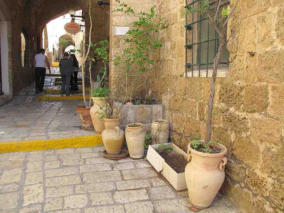 A passage between the residential buildings in Old Jaffa